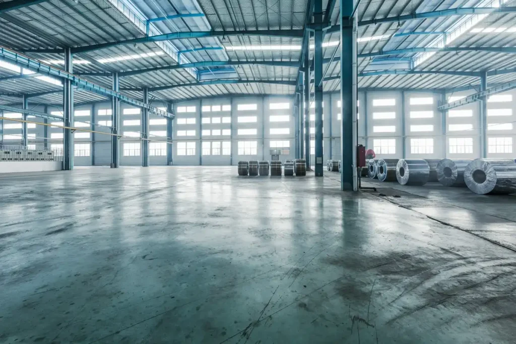 Jakość wylewek przemysłowych a komfort pracy